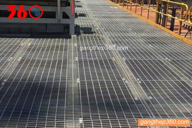 tấm sàn grating mạ kẽm