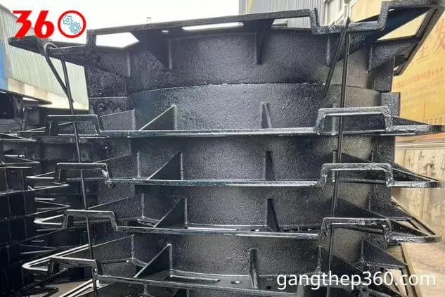 nắp gang thoát nước