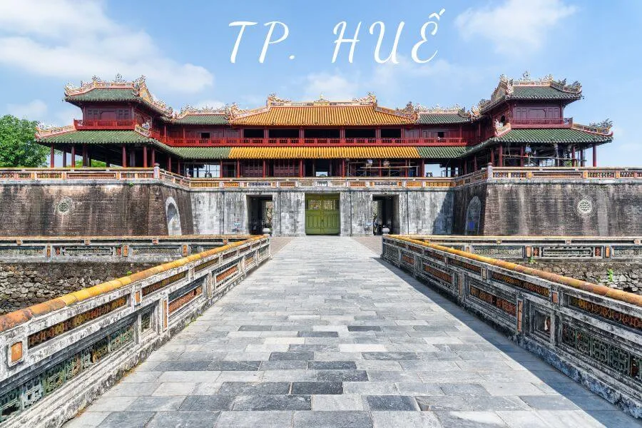 song chắn rác gang tại huế