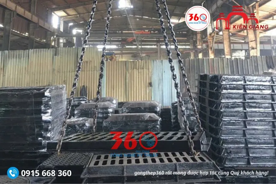 Song chắn rác gang tại Kiên Giang