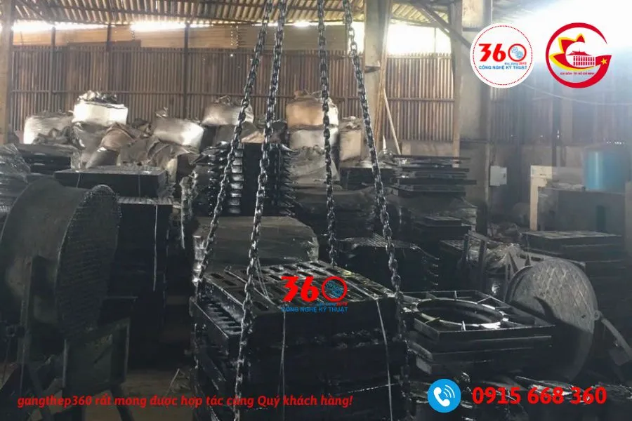 song chắn rác gang Hồ Chí Minh