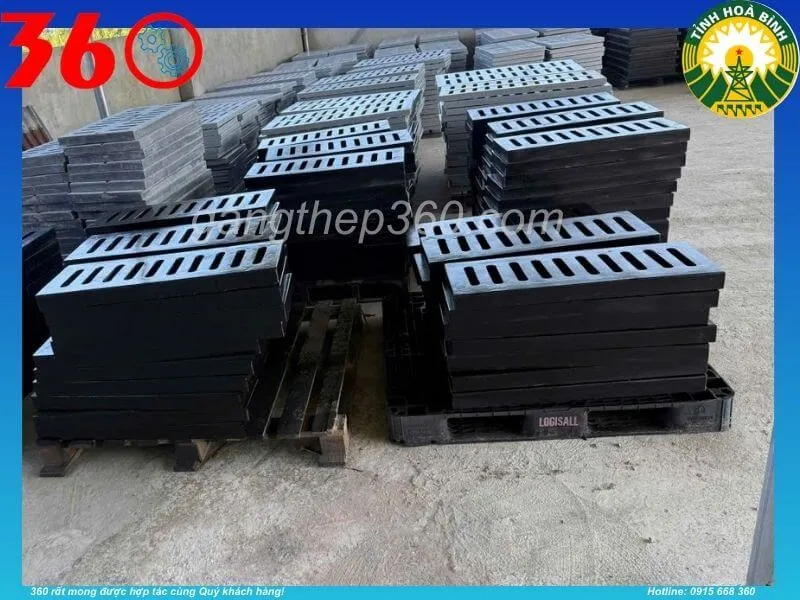 Song Chắn Rác Composite Hòa Bình
