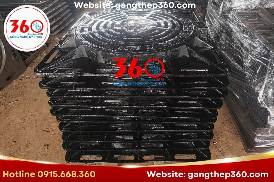 Báo giá nắp hố ga gang thu nước 900x900