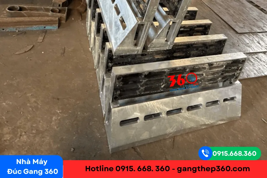 Bó vỉa gang thép mạ kẽm