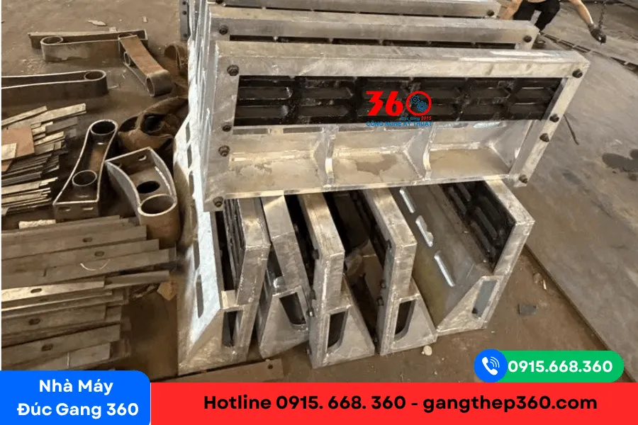 Bó vỉa gang thép mạ kẽm