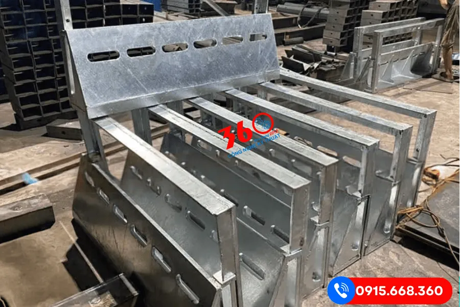 Bó vỉa gang thép mạ kẽm tại Cần Thơ