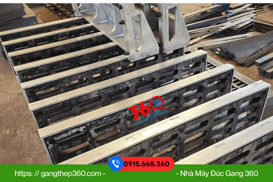 Bó vỉa gang thép mạ kẽm tại Cần Thơ
