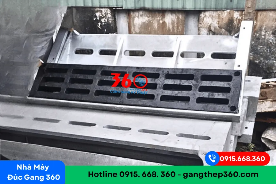 Bó vỉa gang thép mạ kẽm tại Hồ Chí Minh